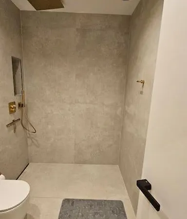 Ug Neubau - Pool, Gym, Sauna, Zweites Bad Extra Buchbar Apartament Monachium